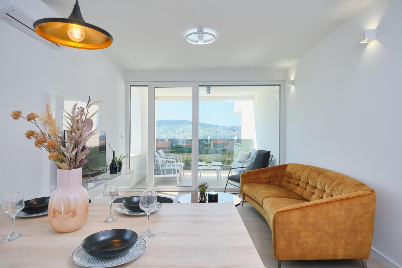 Apartment Queen Трогир Экстерьер фото