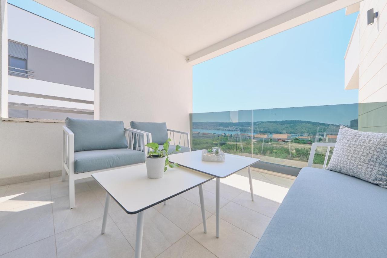 Apartment Queen Трогир Экстерьер фото